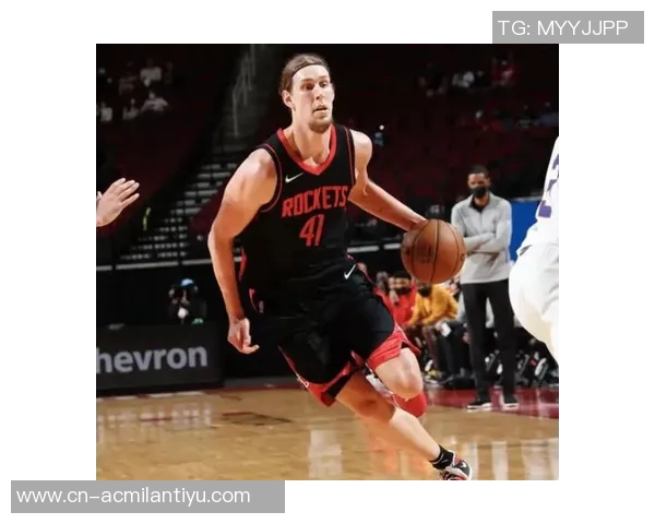 奥利尼克替补表现出色19分钟贡献10分5板3助2断正负值高达15